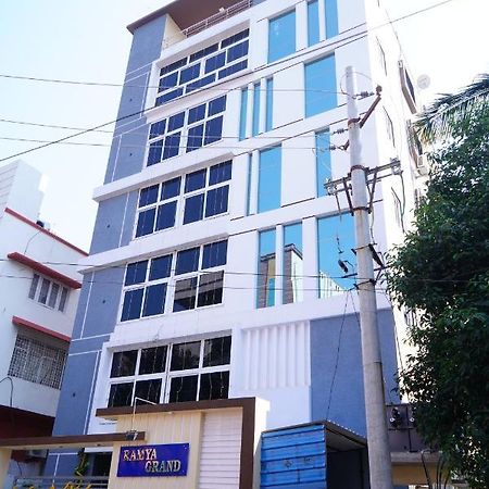 Ramya Grand Apartment Visakhapatnam Exterior photo